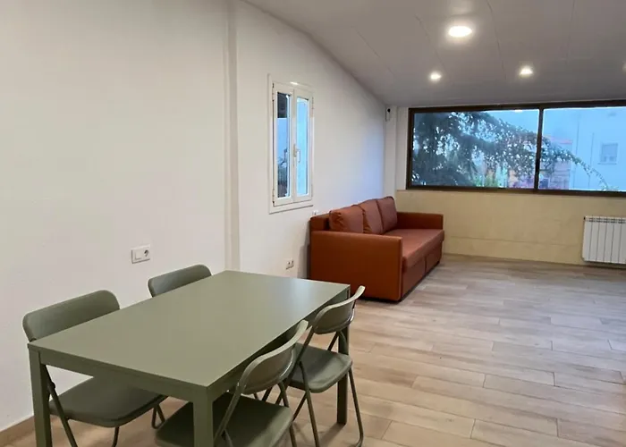 Semesterbostad Casa Vella De Casa Torrent Canet De Mar